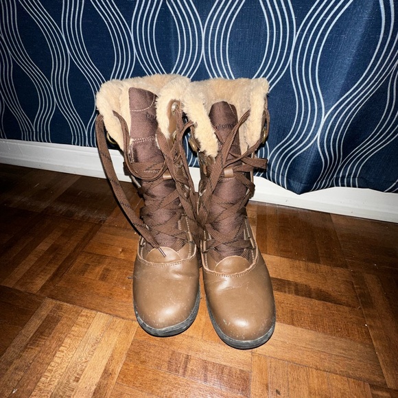 Women’s winter boot - Picture 2 of 8